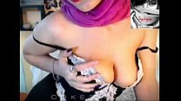 Gadis Arab Berhijab Muslim | Preview | Pantat Memukul | CokeGirlx